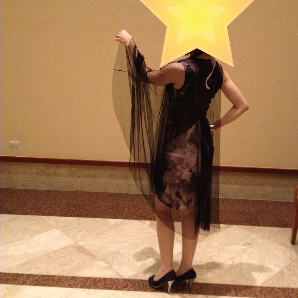 Dress - Picture 2 of 5